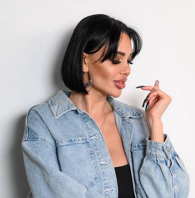 Из-за давления коллектива Белая чуть не покинула проект Из-за давления коллектива Белая чуть не покинула проект