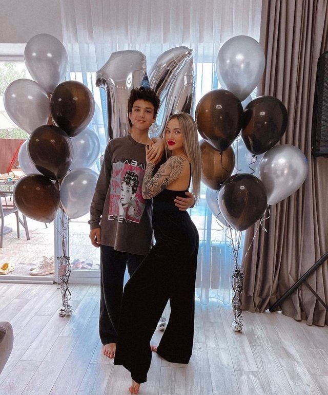 Фото детей участников Дома-2 (7.05.2022) Фото детей участников Дома-2 (7.05.2022)