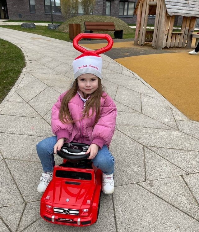 Фото детей участников Дома-2 (7.05.2022) Фото детей участников Дома-2 (7.05.2022)