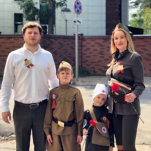 Фото детей участников Дома-2 (11.05.2022) Фото детей участников Дома-2 (11.05.2022)