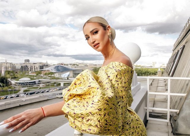 Бузова призналась в своих чувствах с помощью песни Бузова призналась в своих чувствах с помощью песни