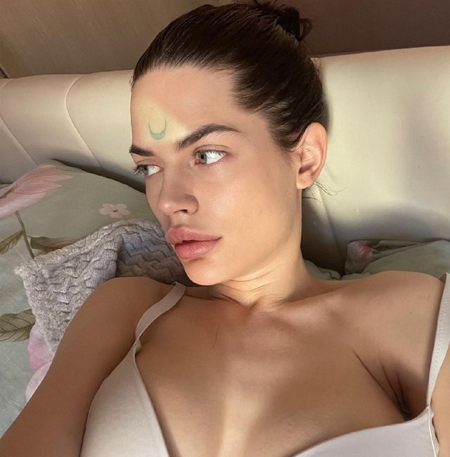 Селена Майер: Ни один не проявил своей заботы Селена Майер: Ни один не проявил своей заботы