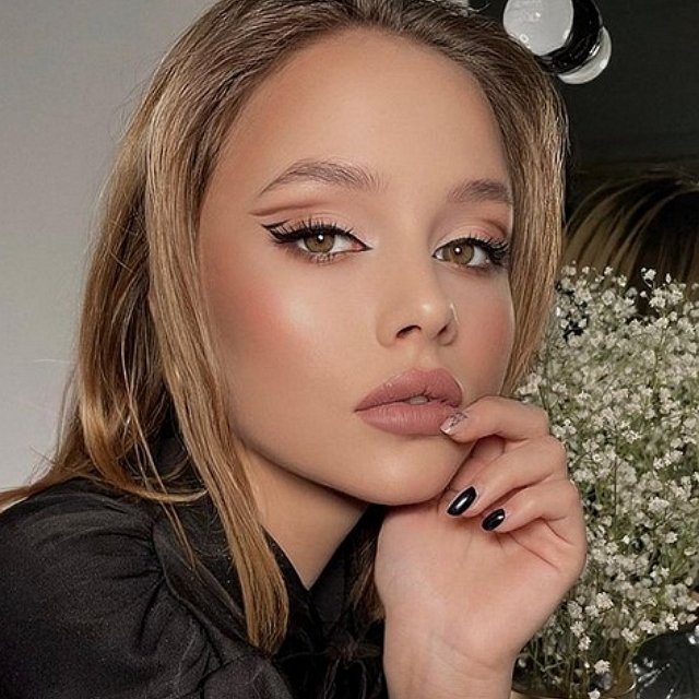 Новая участница Юлия Хребтович Новая участница Юлия Хребтович