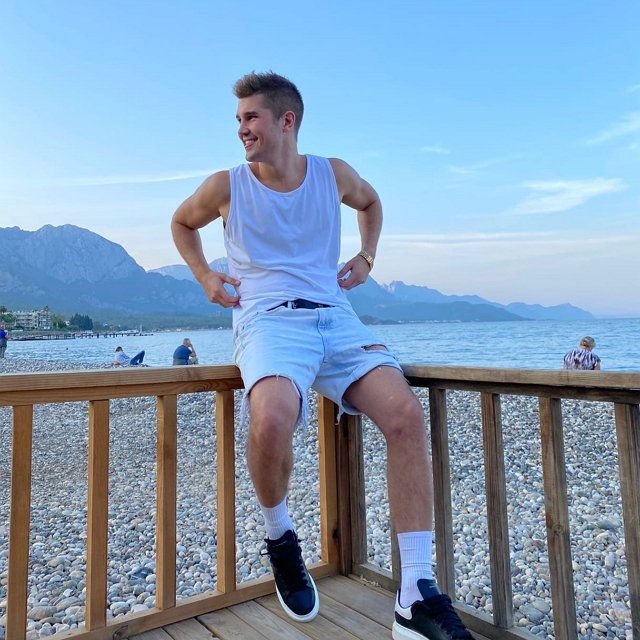 ����� ����� ���: ����� ��������