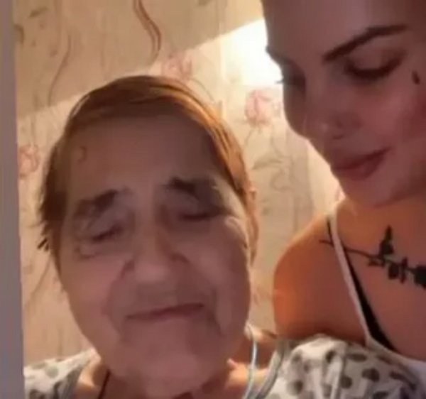 Бабушка Алёны Опенченко призывает внучку выйти замуж за Козлова