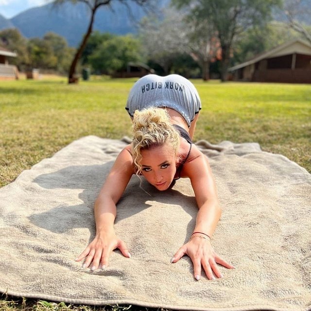 ����� ������: � ���̈ � ������ ������ � ������