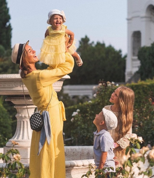 Мария Круглыхина: Да, я воспитываю детей одна! Мария Круглыхина: Да, я воспитываю детей одна!