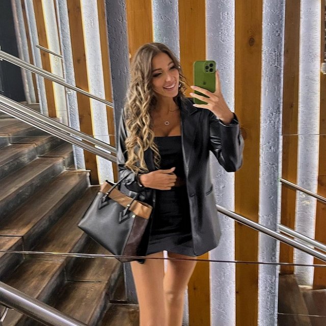 Яна Захарова: Столько грязи в любой соцсети... Яна Захарова: Столько грязи в любой соцсети...