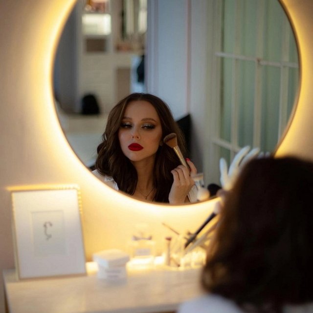 Пользователи советуют Репиной «снять корону» и вспомнить про Пингвинову Пользователи советуют Репиной «снять корону» и вспомнить про Пингвинову