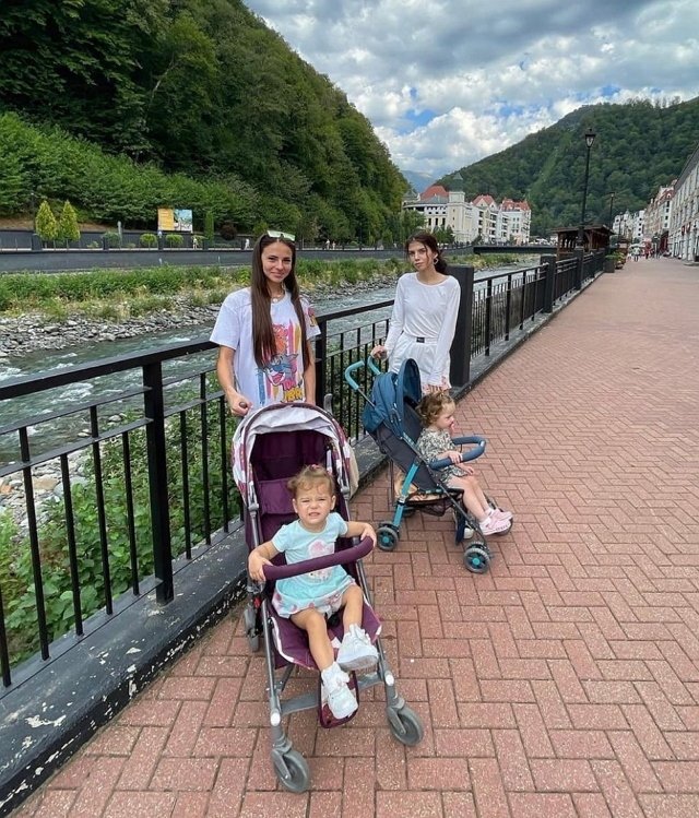 Фото детей участников Дома-2 (13.10.2022) Фото детей участников Дома-2 (13.10.2022)