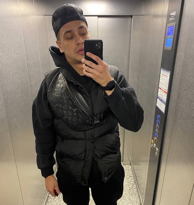 Даниил Сахнов: Жду выпуски со своими девчонками Даниил Сахнов: Жду выпуски со своими девчонками