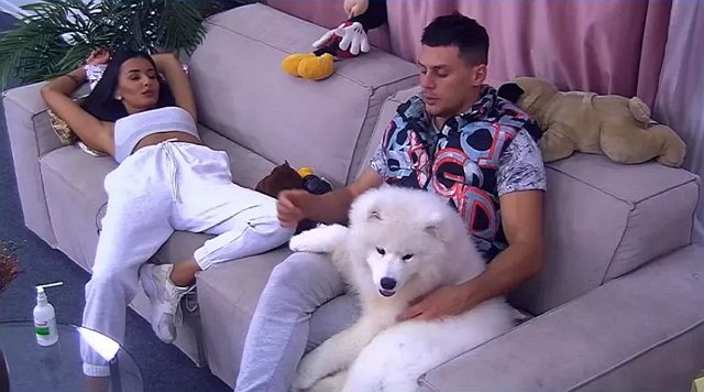 Барзиков снабжает изолятор «Дома-2» новыми обитателями Барзиков снабжает изолятор «Дома-2» новыми обитателями