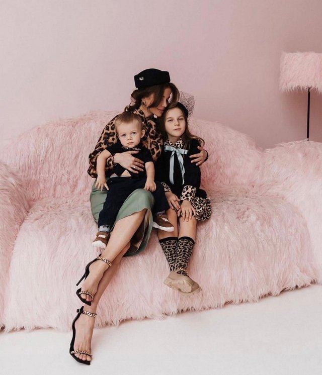 Александра Гозиас: Это надо было додуматься написать такую чушь! Александра Гозиас: Это надо было додуматься написать такую чушь!