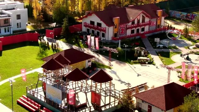 Марина Кравец уверяет поклонников, что новый проект канала ТНТ не похож на «Дом-2» Марина Кравец уверяет поклонников, что новый проект канала ТНТ не похож на «Дом-2»