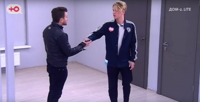 Барзиков подставил новичка и упрятал его в изолятор Барзиков подставил новичка и упрятал его в изолятор