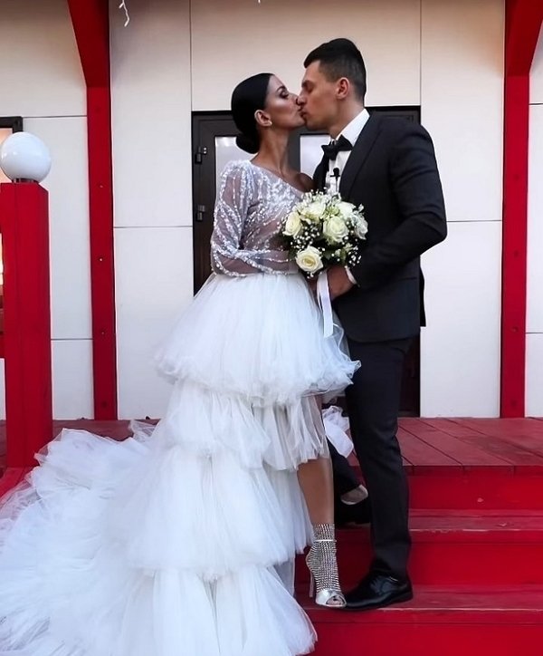 Барзиковы провели репетицию своей свадьбы Барзиковы провели репетицию своей свадьбы