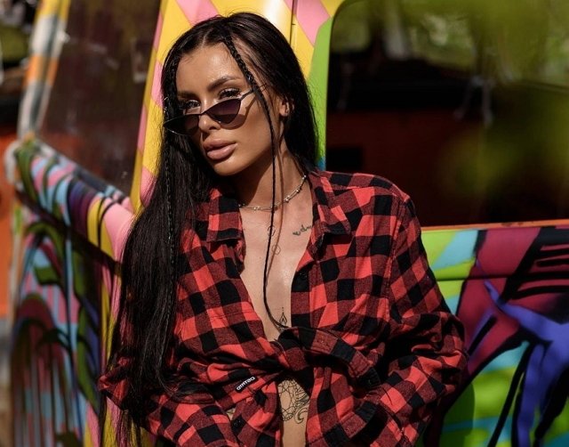 ������� ����� ������, ����������� �� �������, �� ���������