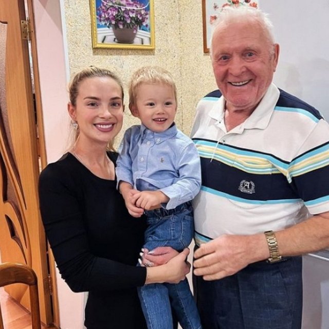 Кристина Черкасова: Удалось собраться всей семьёй! Кристина Черкасова: Удалось собраться всей семьёй!