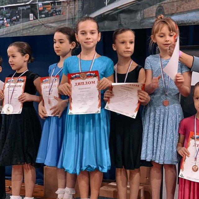 Фото детей участников Дома-2 (21.11.2022) Фото детей участников Дома-2 (21.11.2022)