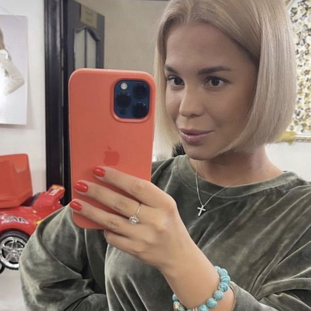 Бывшая жена Тиграна Салибекова показала подписчикам украшенный к Новому году дом Бывшая жена Тиграна Салибекова показала подписчикам украшенный к Новому году дом