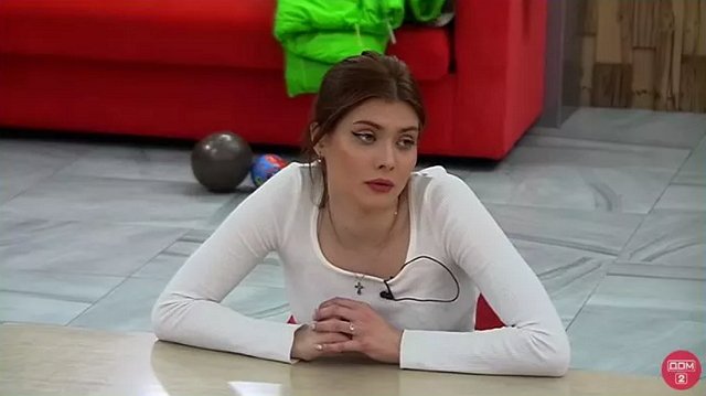 Салибеков бросил Шадрину из-за её ревности Салибеков бросил Шадрину из-за её ревности