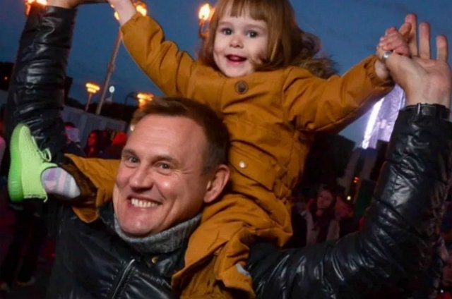 Степан Меньщиков станет новым ведущим проекта? Степан Меньщиков станет новым ведущим проекта?