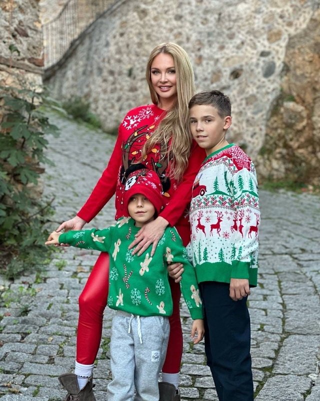 Дарья Пынзарь: Готовы к Новому году? Дарья Пынзарь: Готовы к Новому году?