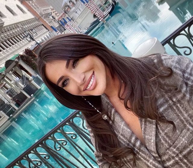 ������ ���� ������� ������������ ���������� �� ������� ������ � ����������