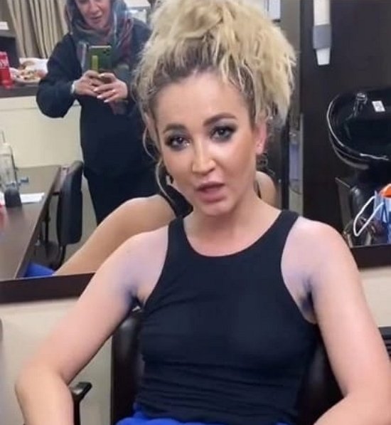 Роман Тертишный: Вы разве не знаете, что она певица?! Роман Тертишный: Вы разве не знаете, что она певица?!