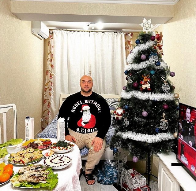 Супруги Жемчуговы отказались от шумной компании на Новый год Супруги Жемчуговы отказались от шумной компании на Новый год