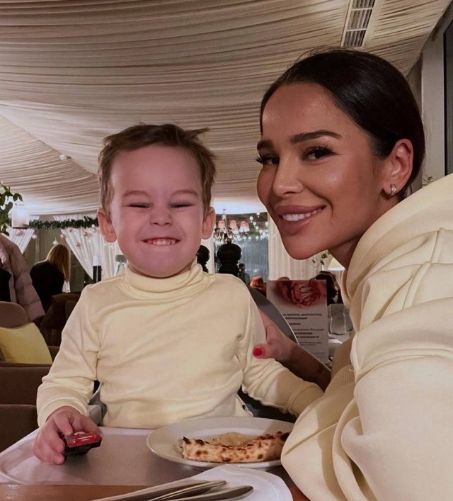 Фото детей участников Дома-2 (4.01.2023) Фото детей участников Дома-2 (4.01.2023)