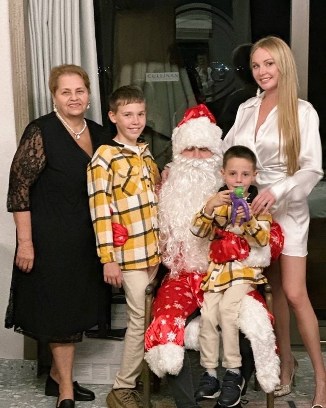 Фото детей участников Дома-2 (4.01.2023) Фото детей участников Дома-2 (4.01.2023)