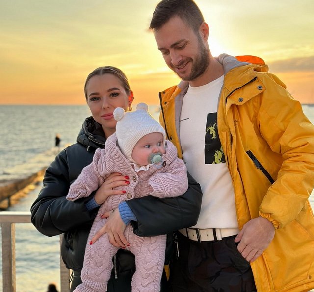 Безус прогнал Репину из своей квартиры Безус прогнал Репину из своей квартиры