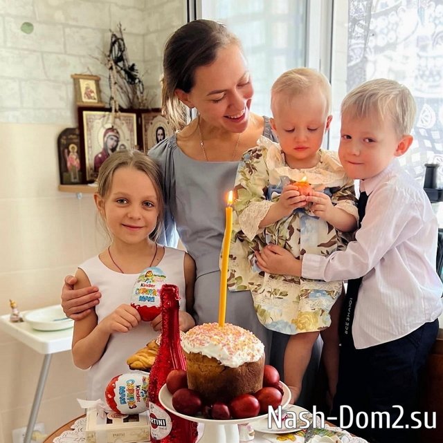 Фото детей участников Дома-2 (17.04.2023) Фото детей участников Дома-2 (17.04.2023)