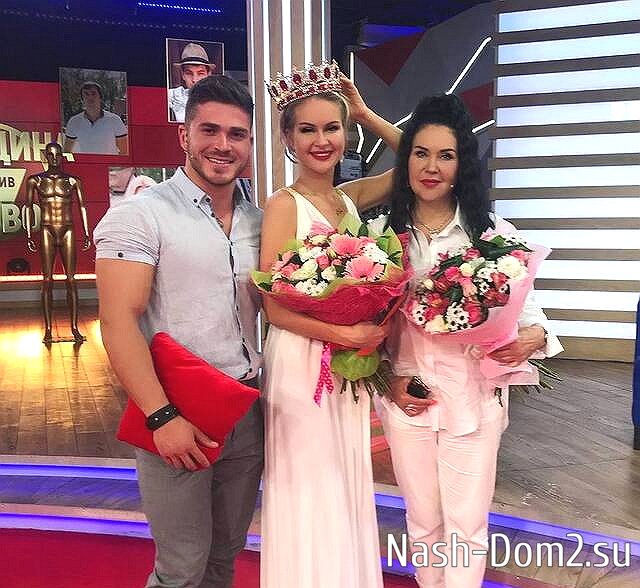 Татьяна Владимировна Африкантова решила продать вещи Романа Капаклы Татьяна Владимировна Африкантова решила продать вещи Романа Капаклы