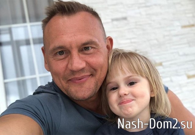 Дочь Степана Меньщикова от Евгении Шамаевой получила роль в детском театре Дочь Степана Меньщикова от Евгении Шамаевой получила роль в детском театре