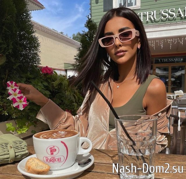 Бухынбалтэ опять заговорила о переезде в Италию Бухынбалтэ опять заговорила о переезде в Италию