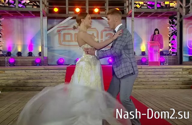 Илья Баженов обратил внимание на знаки судьбы о женитьбе на Полыгаловой Илья Баженов обратил внимание на знаки судьбы о женитьбе на Полыгаловой