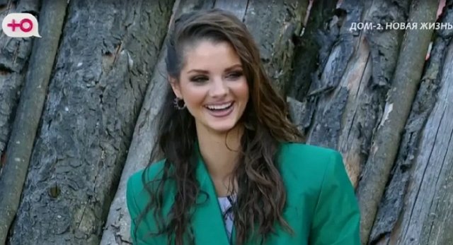 Адеев сбежал с проекта и перестал выходить на связь Адеев сбежал с проекта и перестал выходить на связь