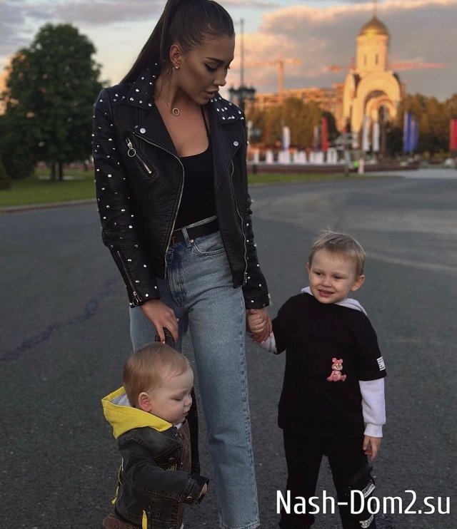 Фото детей участников Дома-2 (11.06.2023) Фото детей участников Дома-2 (11.06.2023)