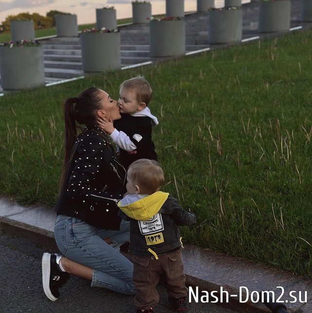 Фото детей участников Дома-2 (11.06.2023) Фото детей участников Дома-2 (11.06.2023)