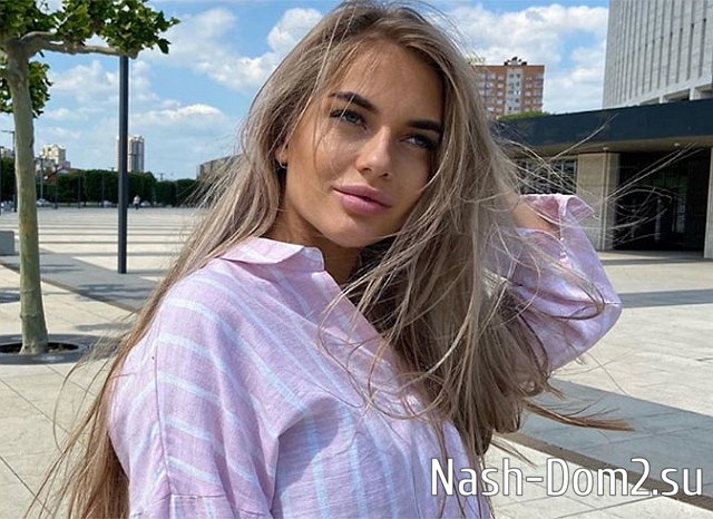 Одинокая Катя Скалон вспомнила о романе с Бабичем Одинокая Катя Скалон вспомнила о романе с Бабичем