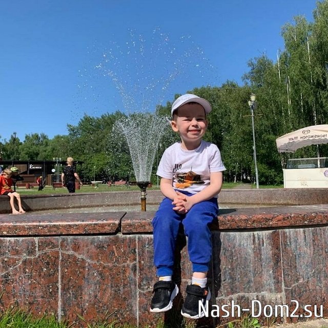 Фото детей участников Дома-2 (16.06.2023) Фото детей участников Дома-2 (16.06.2023)