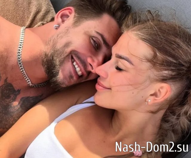 Ромашов бьёт жену ради активности в соцсетях? Ромашов бьёт жену ради активности в соцсетях?