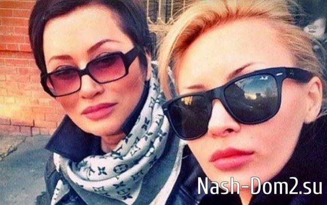 Элина Камирен жалуется на горячие пайки от МЧС для своей мамы Элина Камирен жалуется на горячие пайки от МЧС для своей мамы