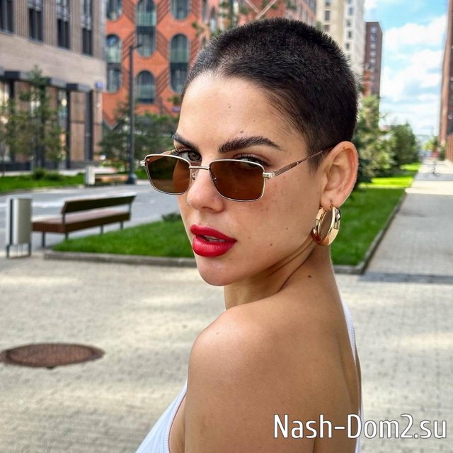 Опенченко попрощалась с волосами и мыслями о суициде Опенченко попрощалась с волосами и мыслями о суициде