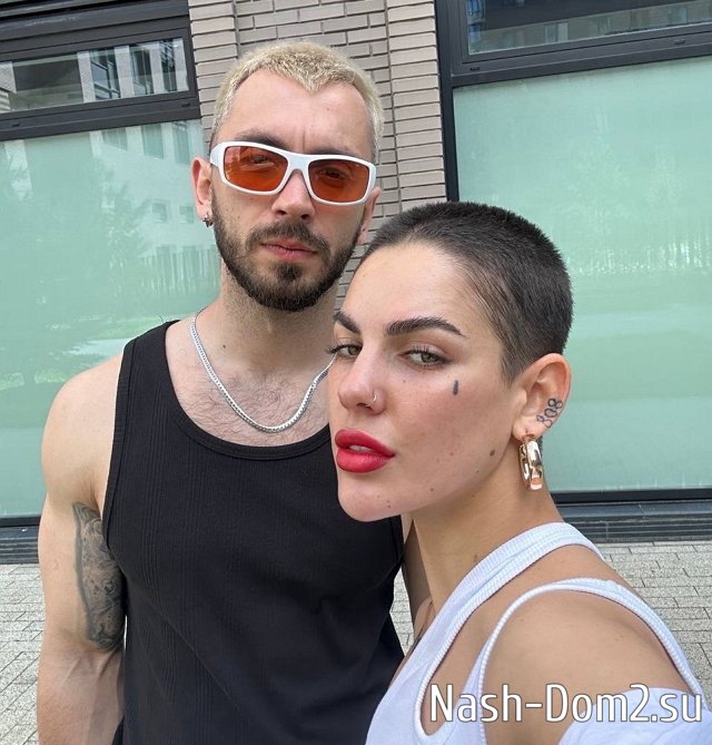 Опенченко попрощалась с волосами и мыслями о суициде Опенченко попрощалась с волосами и мыслями о суициде