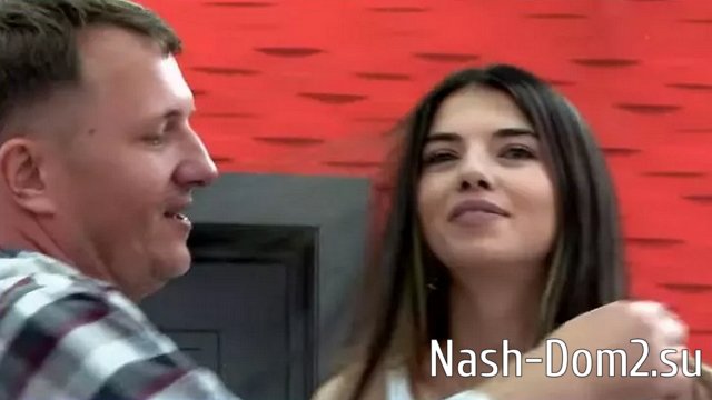 Пингвинова захотела рассказать о предстоящей свадьбе зрителям «Дома-2» Пингвинова захотела рассказать о предстоящей свадьбе зрителям «Дома-2»