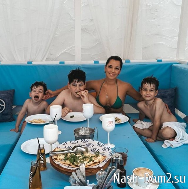 Юлия Салибекова: Мне всё равно, что вы там подумаете Юлия Салибекова: Мне всё равно, что вы там подумаете