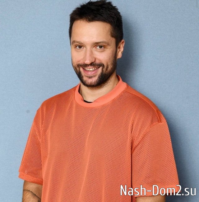 Участницы «Дома-2» начали борьбу за новенького хоккеиста Участницы «Дома-2» начали борьбу за новенького хоккеиста